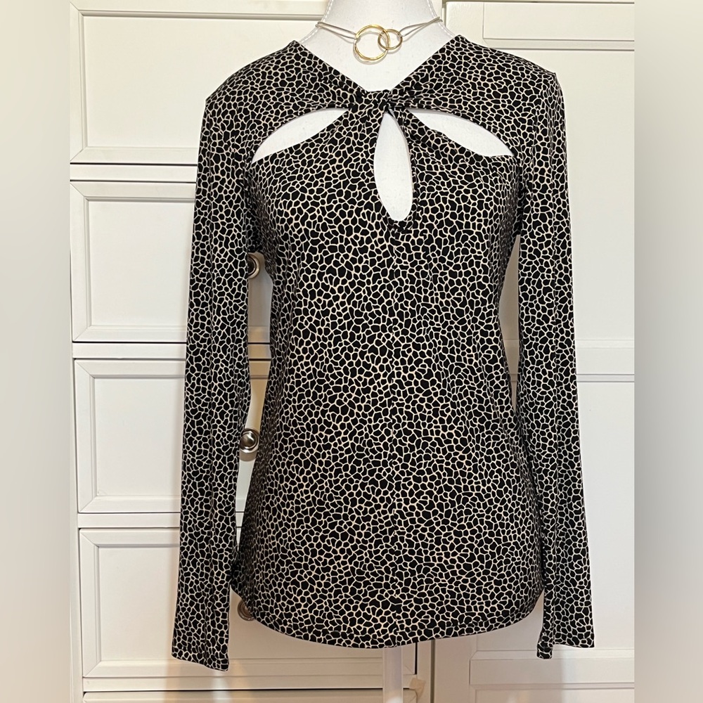 MICHAEL KORS leopard print top with cutout. NWT